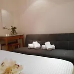 Kinira Beach Hotel コイニラ