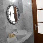 Kinira Beach Hotel ホテル コイニラ