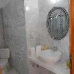 Kinira Beach Hotel ホテル コイニラ