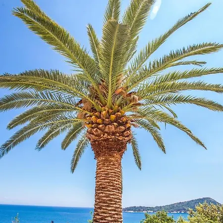 Kinira Beach Hotel