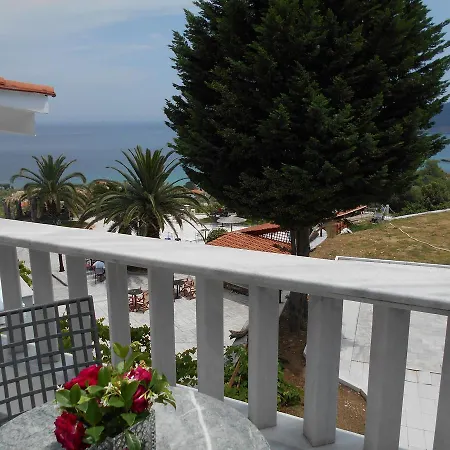 Kinira Beach Hotel Ξενοδοχείο Κοίνυρα