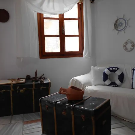 Ξενοδοχείο Kinira Beach Hotel