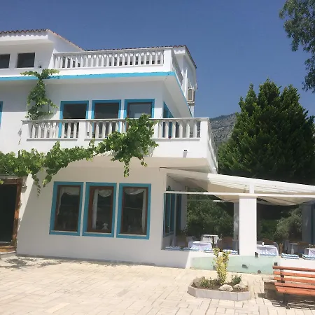 Kinira Beach Hotel
