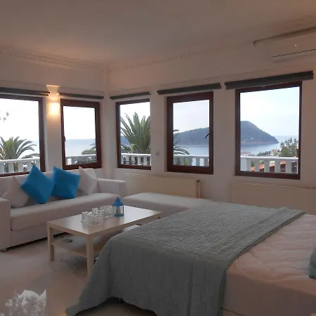 Ξενοδοχείο Kinira Beach Hotel