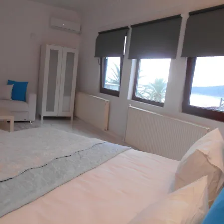 Ξενοδοχείο Kinira Beach Hotel