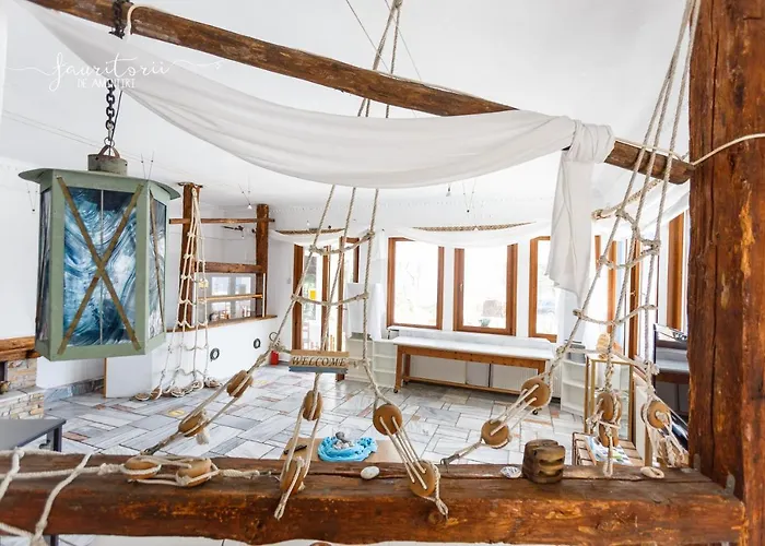 Kinira Beach Hotel 2*