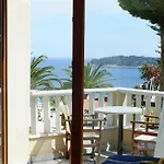 Hotel Kinira Beach Hotel