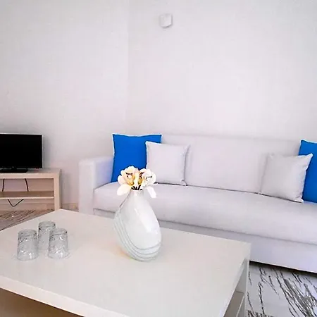 Kinira Beach Hotel 2* Койнира