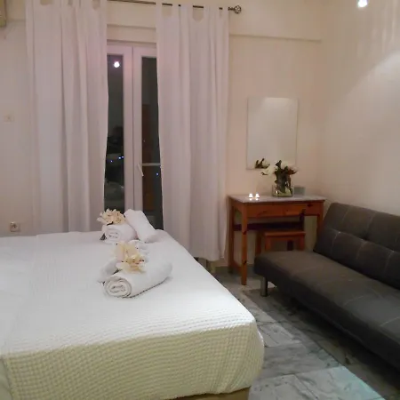 Отель Kinira Beach Hotel 2*