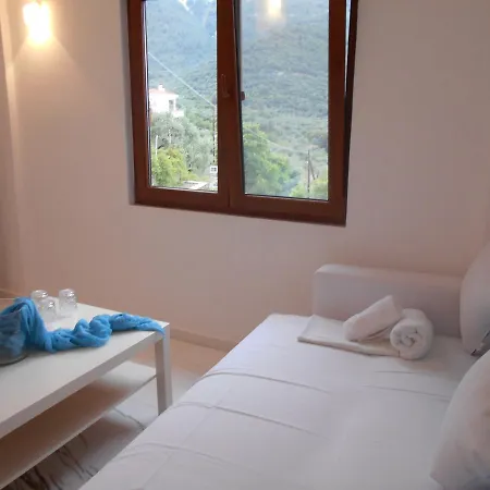 Kinira Beach Hotel 2* Koinyra