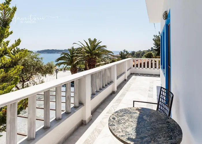 基尼拉海滩酒店