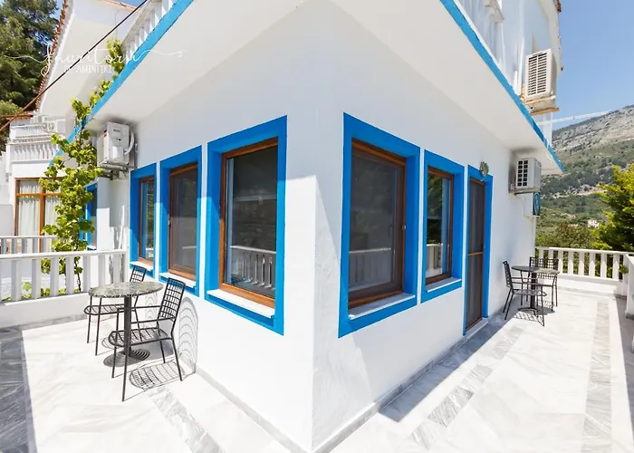 Kinira Beach Hotel Otel Koinira