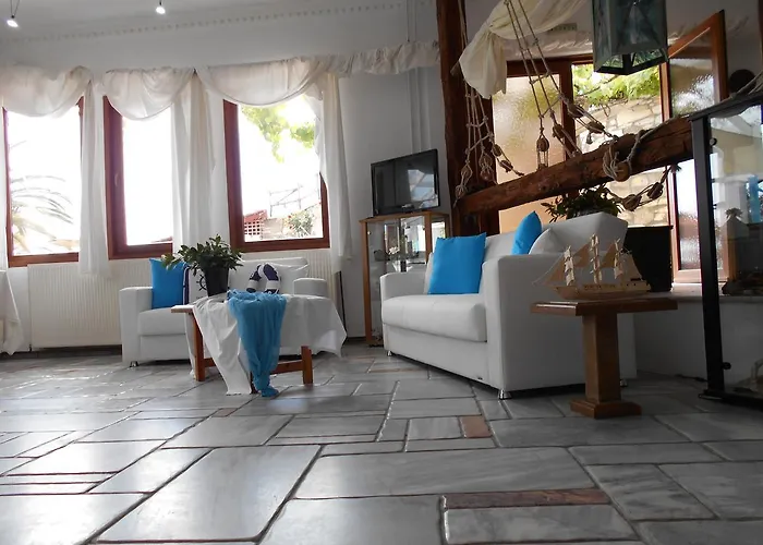 Otel Kinira Beach Hotel Koinira