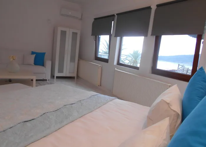 Otel Kinira Beach Hotel